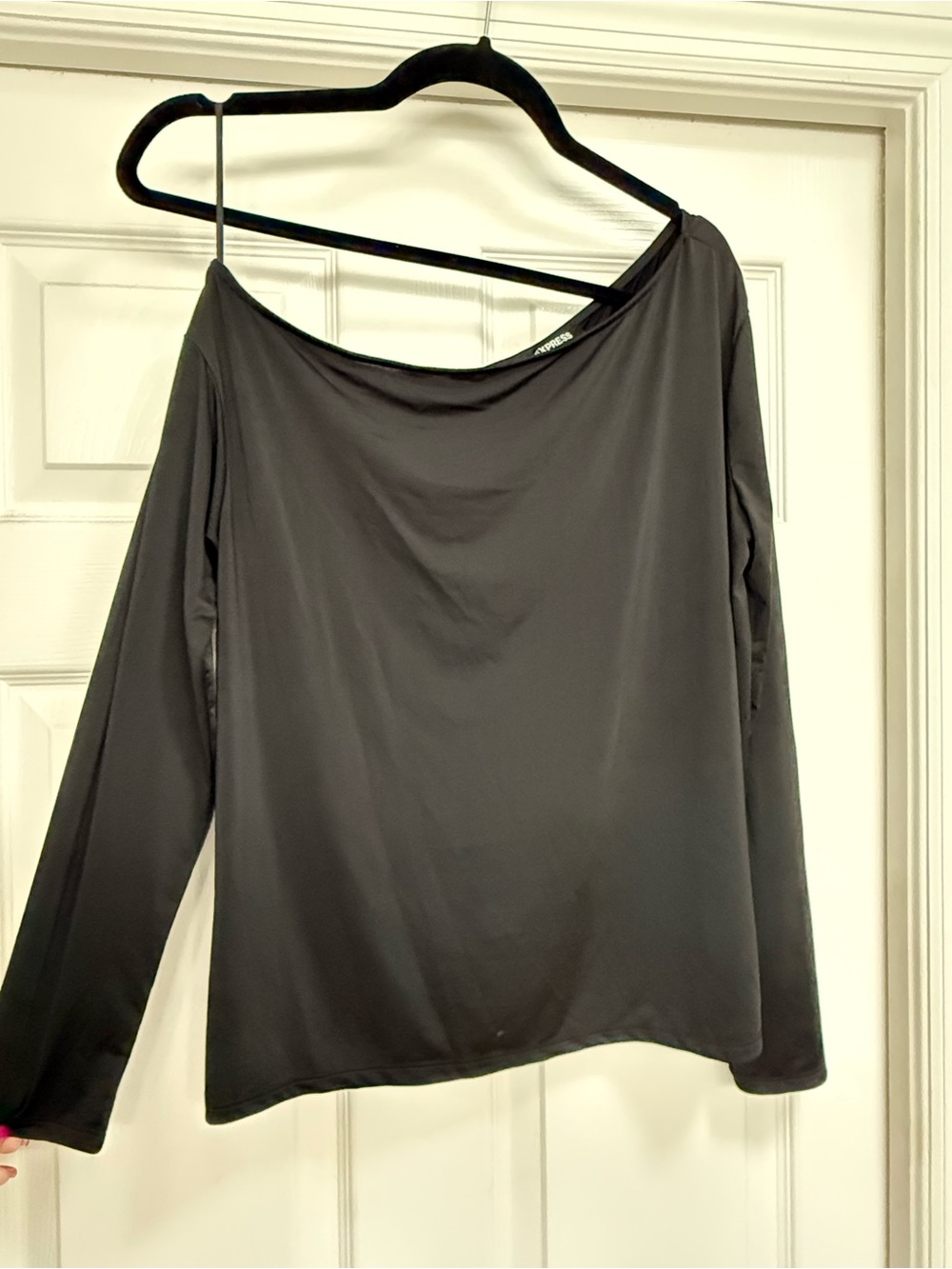 Express Black Off-Shoulder Long Sleeve Top